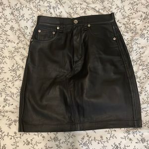 Lamb leather rag and bone skirt size 25